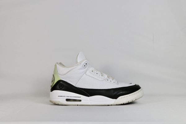 Jordan 3 Retro Fragment - 46