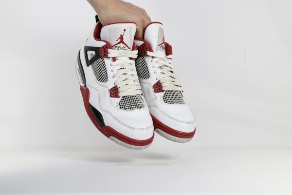 Jordan 4 Retro Fire Red (2012) - 45 - Image 4