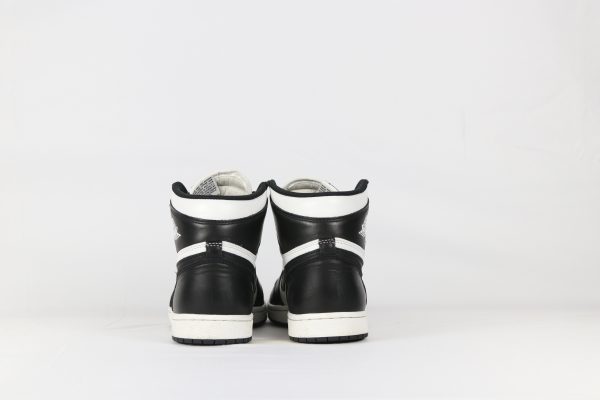 Jordan 1 Retro High '85 Black White • 44 - Image 2