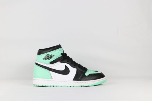 Jordan 1 Retro High OG Green Glow • 43