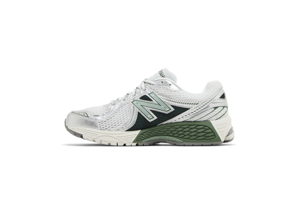 New Balance 860 V2 Mallard Green - Image 2