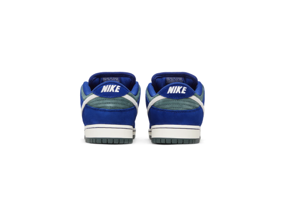 Nike SB Dunk Low Deep Royal Blue - Image 4