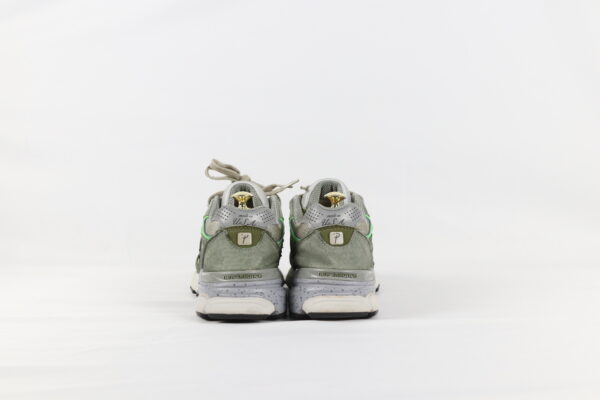 New Balance 990v3 MiUSA Patta Keep Your Family Close - 43 - Image 10