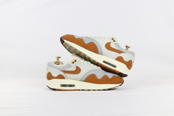 Nike Air Max 1 Patta Waves Monarch (with Bracelet) - 42 - Image 5