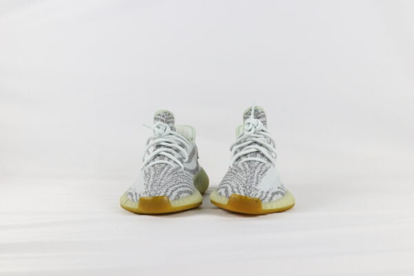 Yeezy Boost 350 V2 Blue Tint - 42 - Image 2