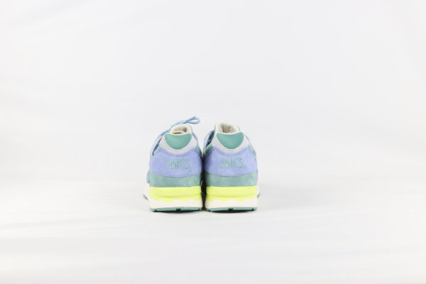 Asics Gel-Lyte V Spring in Japan Sage - 45 - Image 5