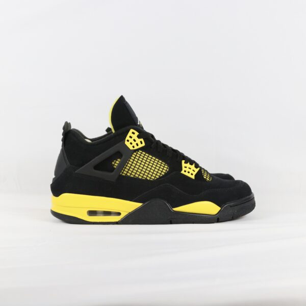 Jordan 4 Retro Thunder - 45,5