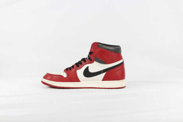 Jordan 1 Retro High OG Chicago Lost and Found - 47,5 - Image 6