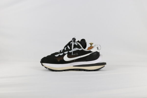 Nike Vaporwaffle sacai Black White - 42 - Image 7