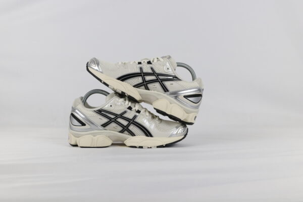 Asics Gel-Nimbus 9 Cream Black - 39,5 - Image 3