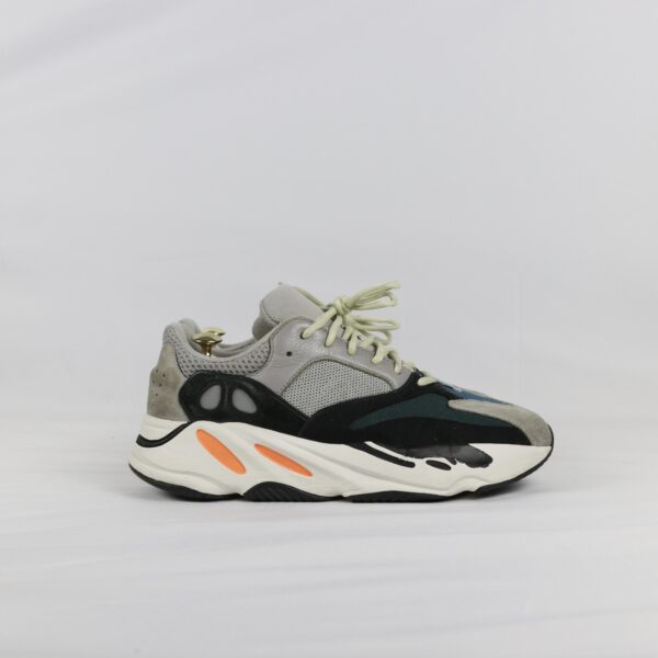 Yeezy Boost 700 Wave Runner - 44 2/3