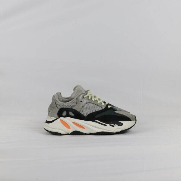 Yeezy Boost 700 Wave Runner - 36 2/3