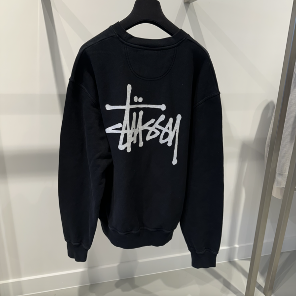 Stussy logo crewneck black - Image 4