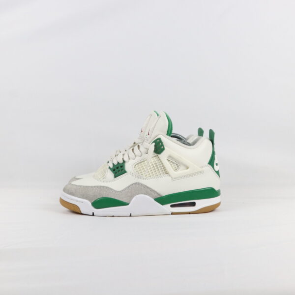 Jordan 4 Retro SB Pine Green - 40,5