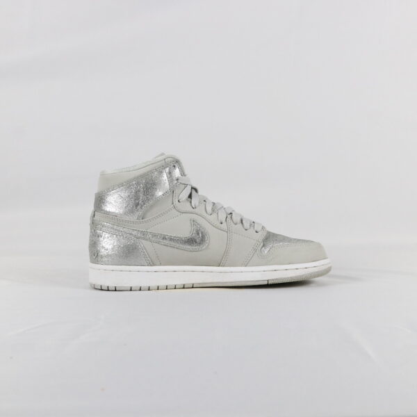 Jordan 1 Retro Silver Anniversary - 41