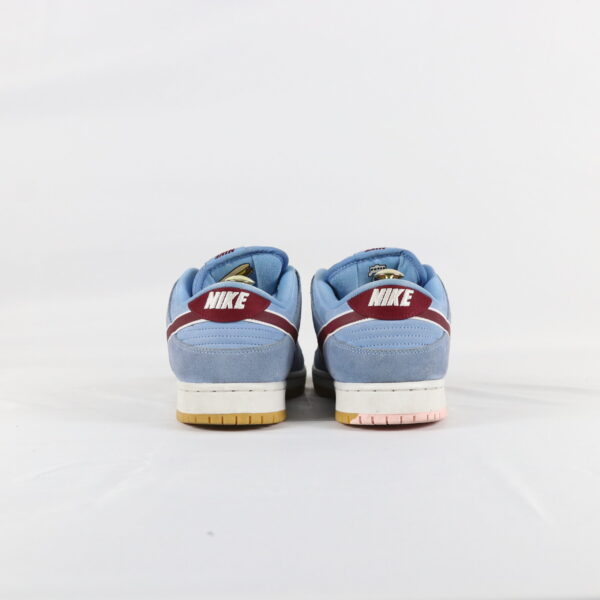 Nike SB Dunk Low Philadelphia Phillies - 45