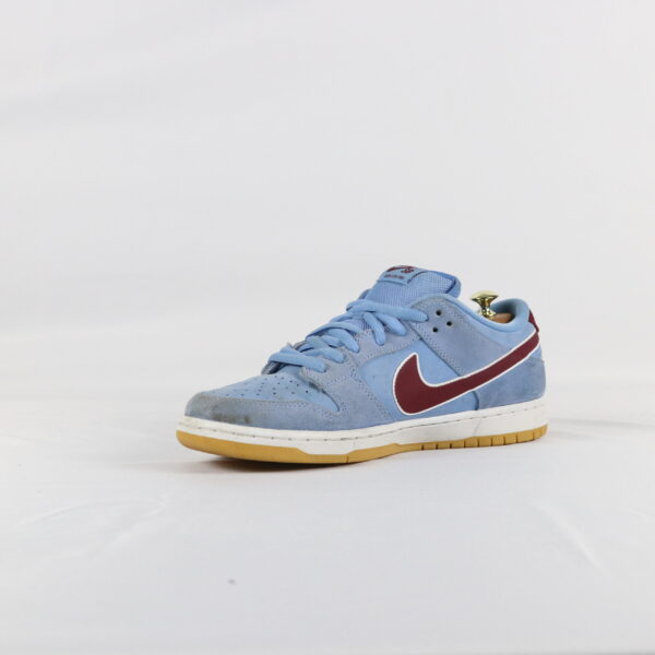 Nike SB Dunk Low Philadelphia Phillies - 45