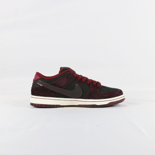 Nike SB Dunk Low Riot Skateshop - 42,5