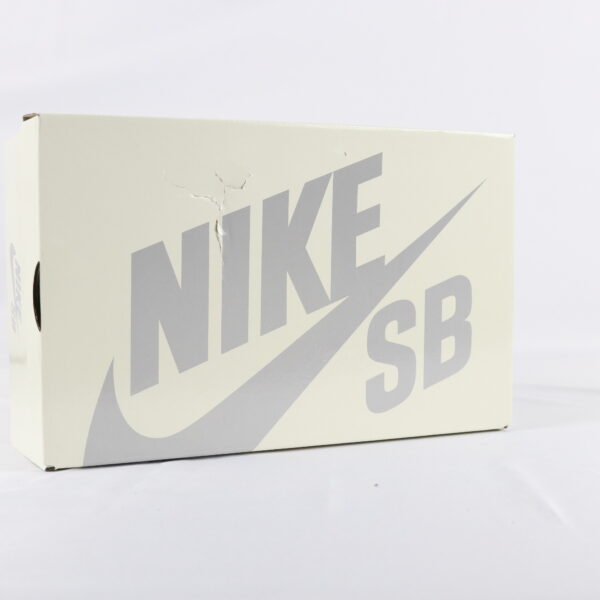 Nike SB Dunk Low Riot Skateshop - 42,5