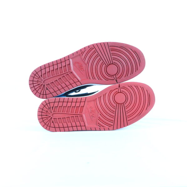 Jordan 1 Retro High NC to Chi W - 42,5