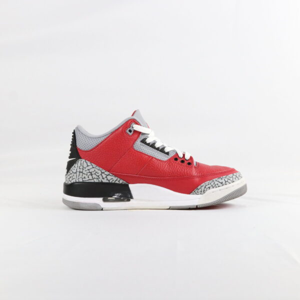 Jordan 3 Retro SE Unite - 41