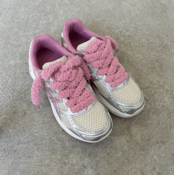 Fluffy Laces Dark Pink