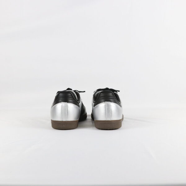 Adidas Samba OG Silver Metallic Black Gum - 40 2/3