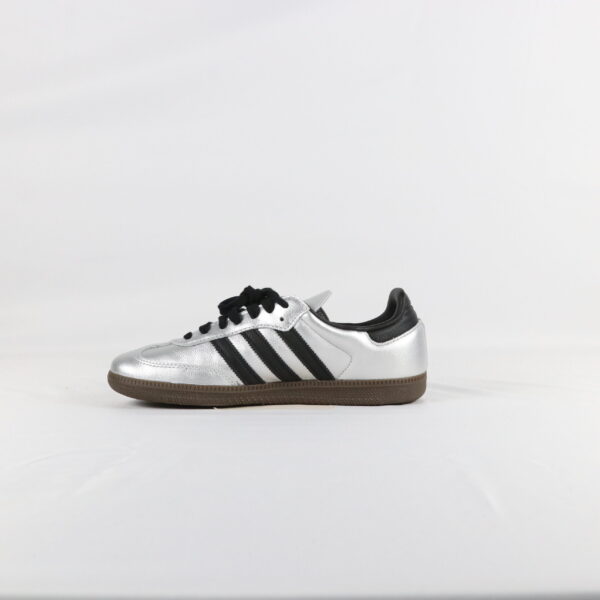 Adidas Samba OG Silver Metallic Black Gum - 40 2/3