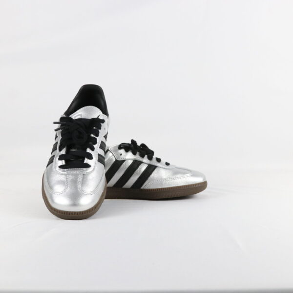Adidas Samba OG Silver Metallic Black Gum - 40 2/3