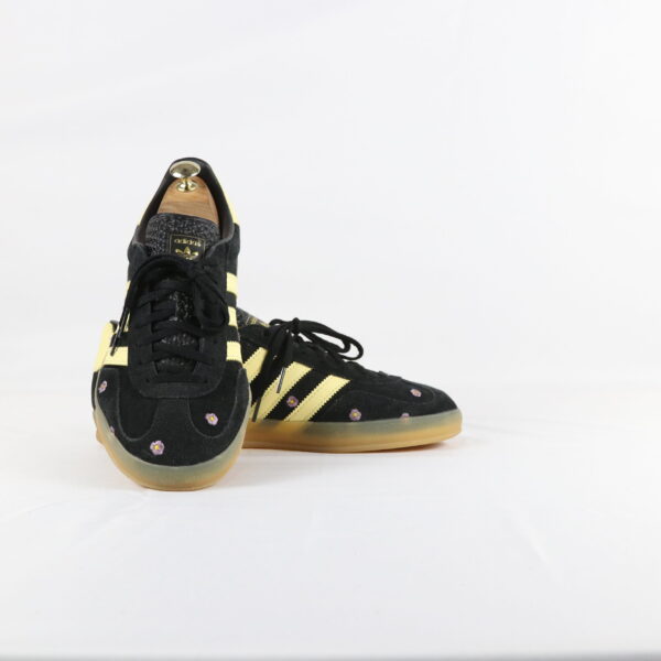 Adidas Gazelle Indoor Core Black Almost Yellow Floral - 42
