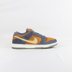 Nike SB Dunk Low Light Carbon Monarch - 44