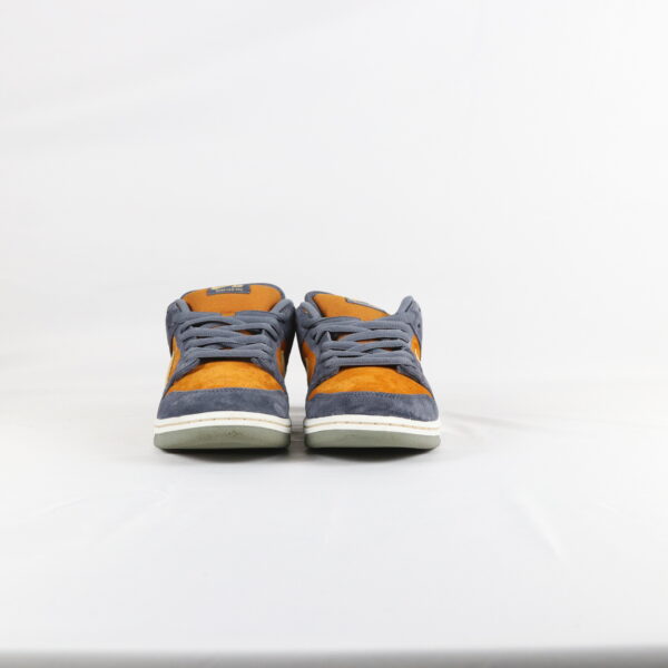 Nike SB Dunk Low Light Carbon Monarch - 44