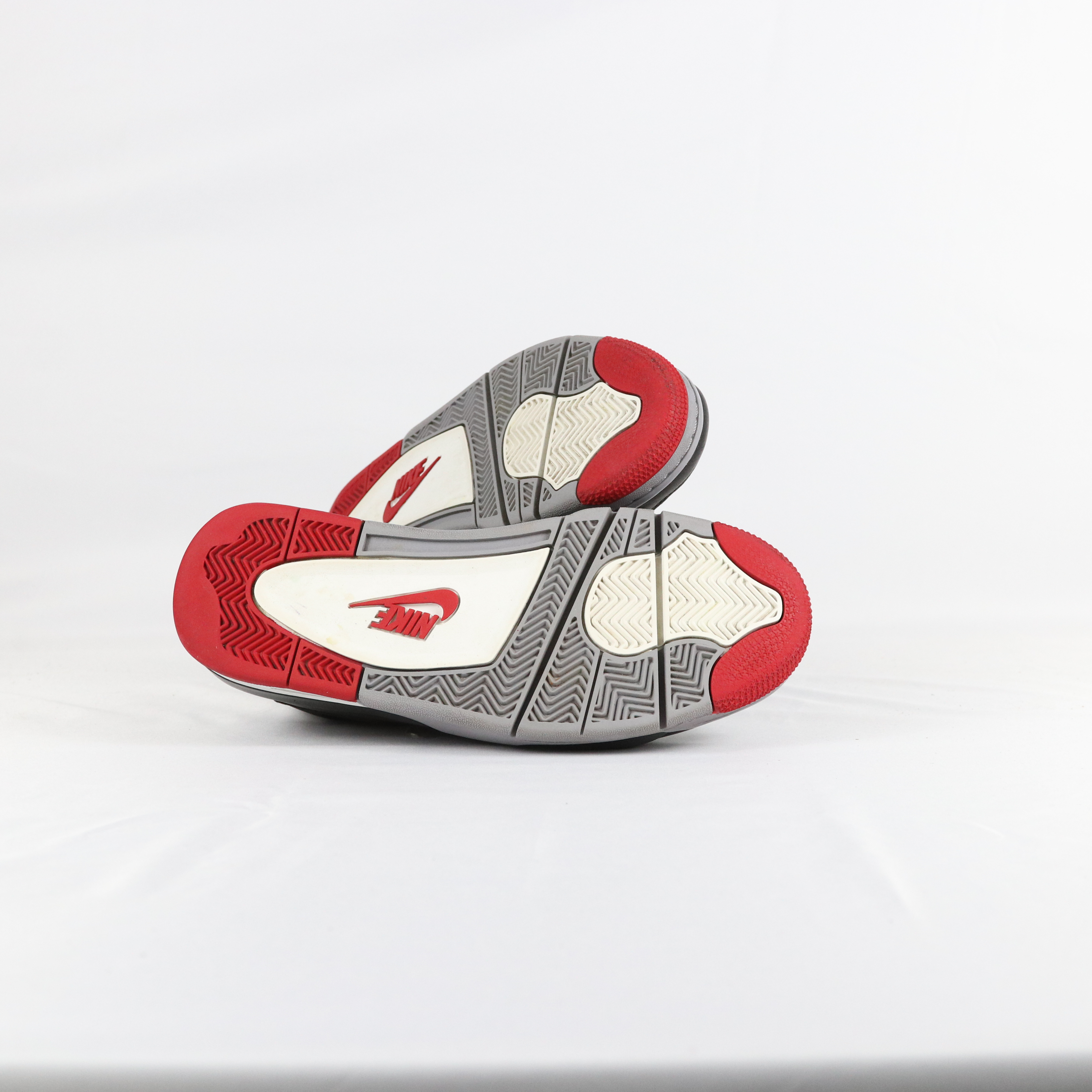 Jordan 4 Retro Bred Reimagined - 42,5