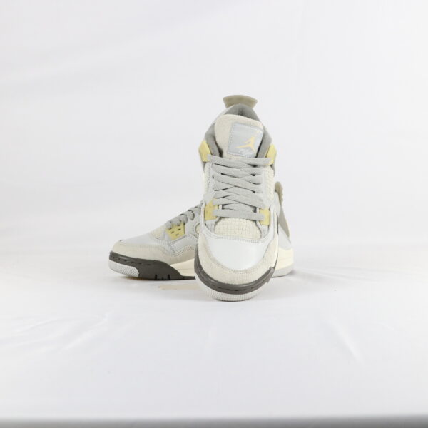 Jordan 4 Retro SE Craft Photon Dust GS - 35,5