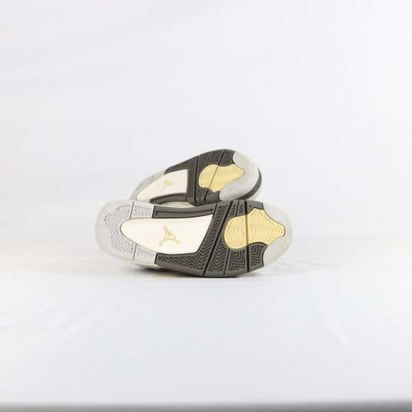 Jordan 4 Retro SE Craft Photon Dust GS - 35,5