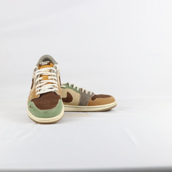 Jordan 1 Retro Low OG Zion Williamson Voodoo - 40,5