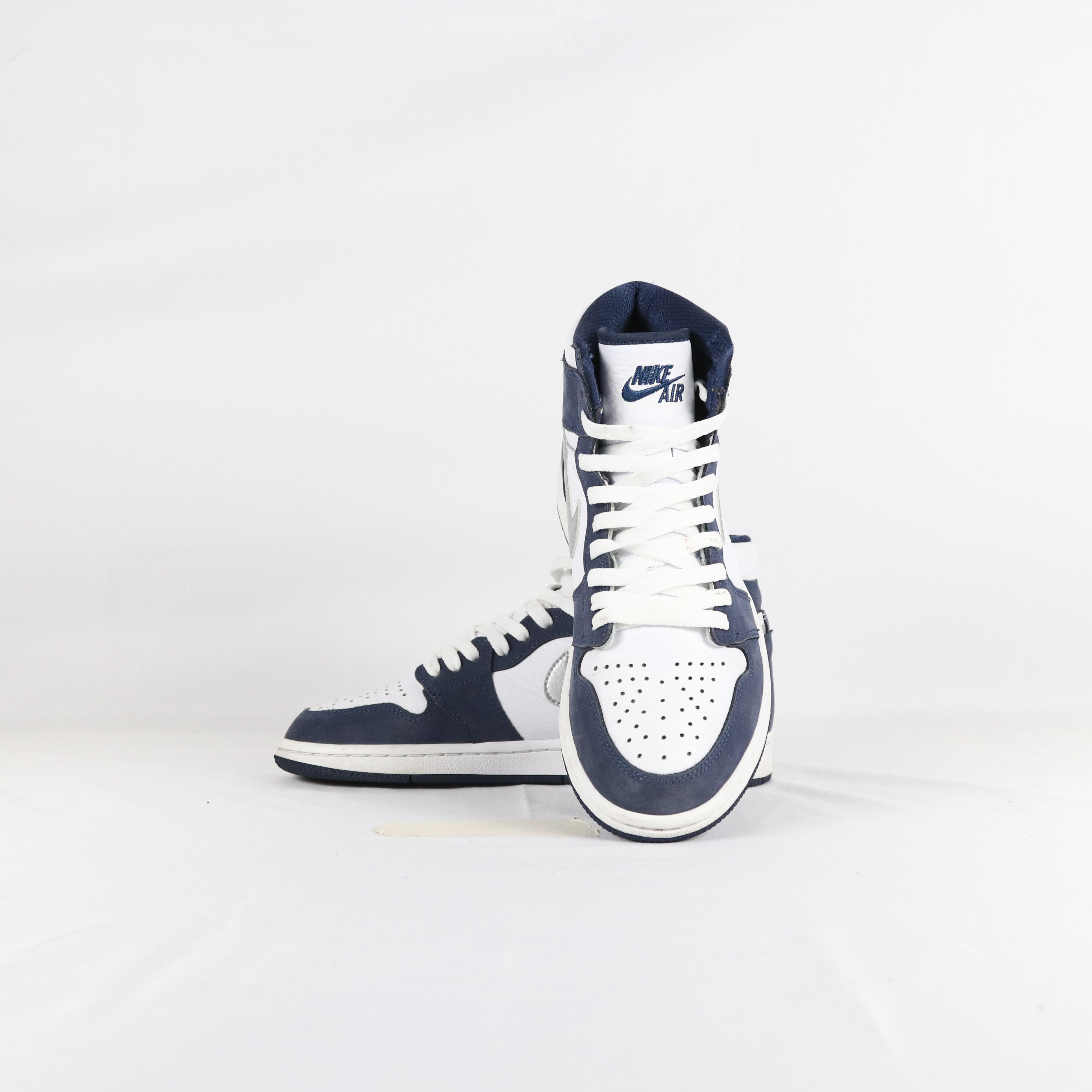Jordan 1 Retro High CO.JP Midnight Navy - 40
